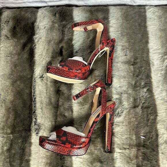 Steve Madden Heels, Brand New! - Picture 5 of 11